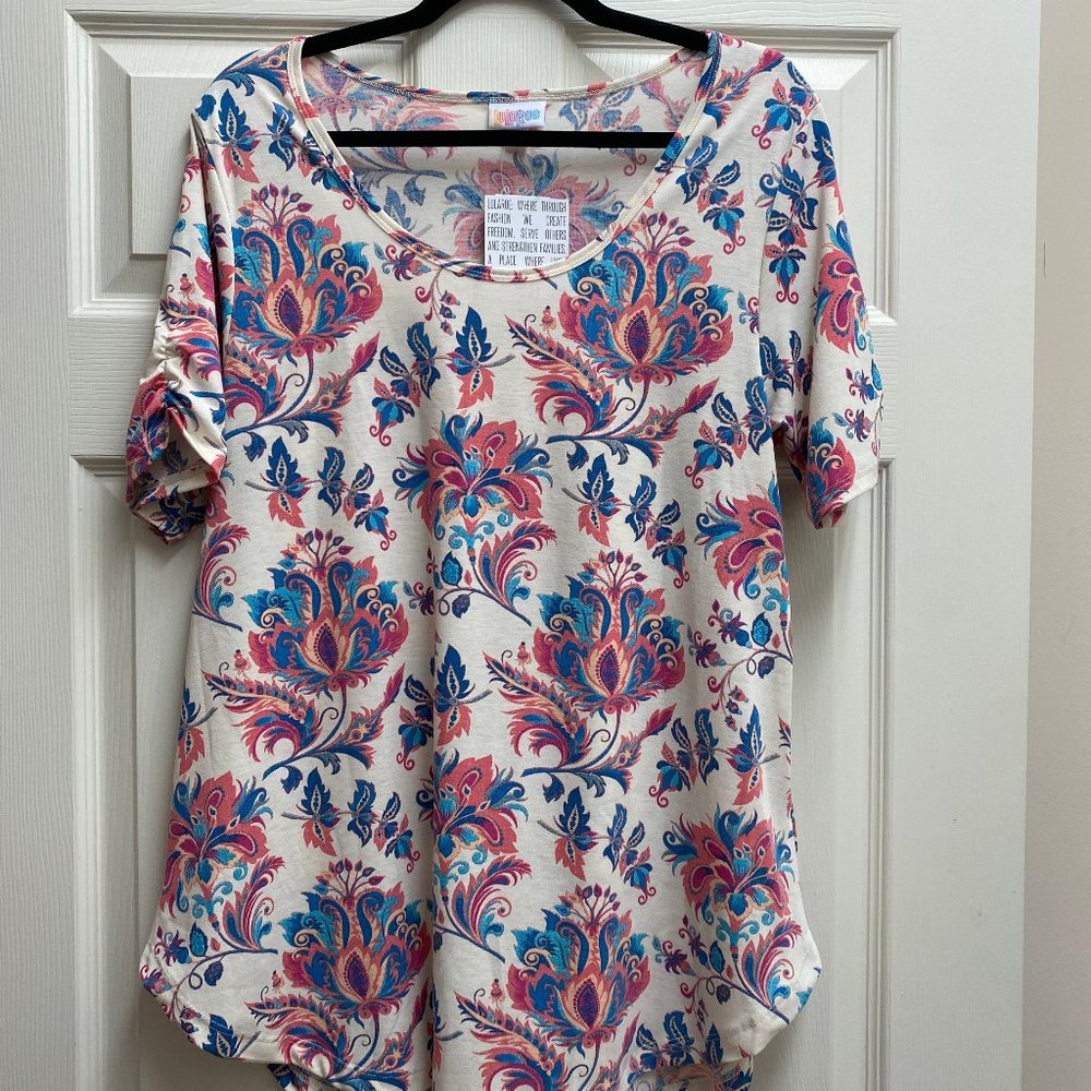Watercolor LuLaRoe Morgan Tunic Tee LLR